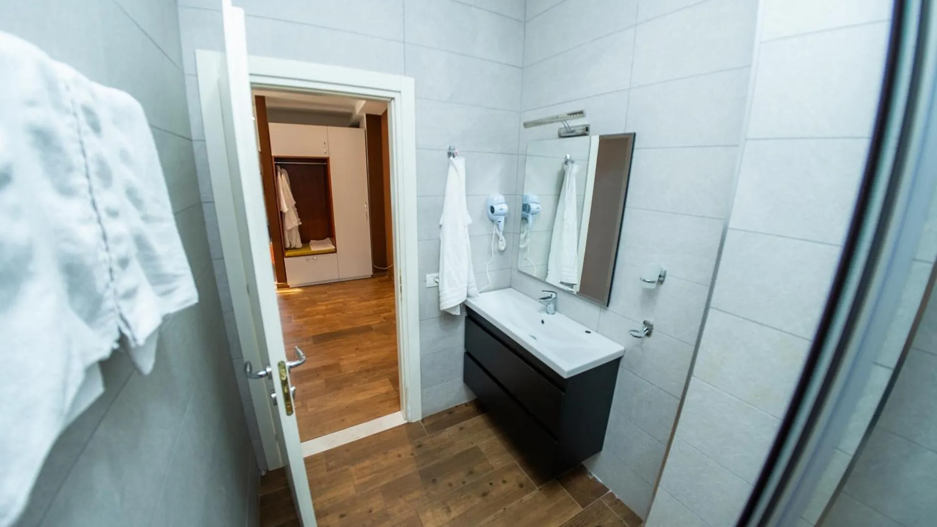 Olivar Hotel Tirana Selitë e Vogël