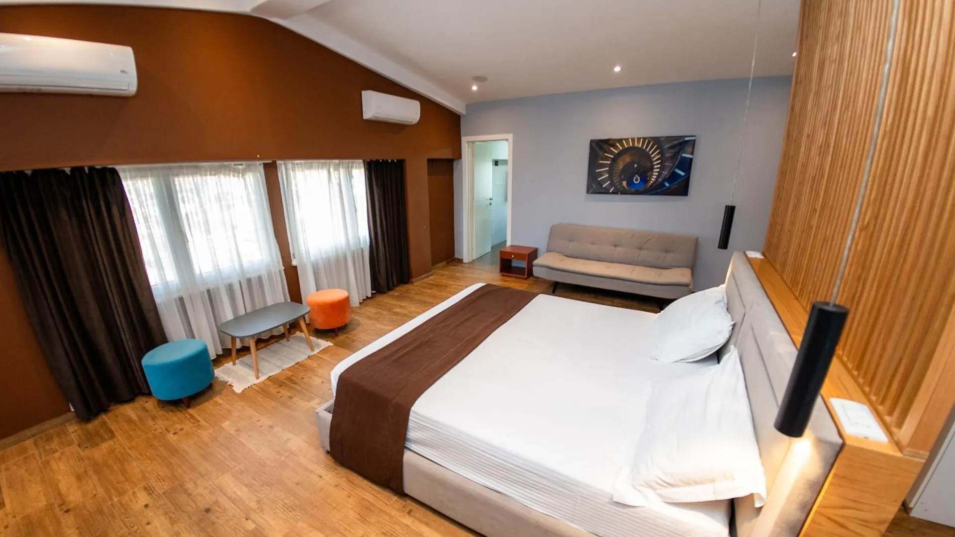 Olivar Hotel Tirana Selitë e Vogël