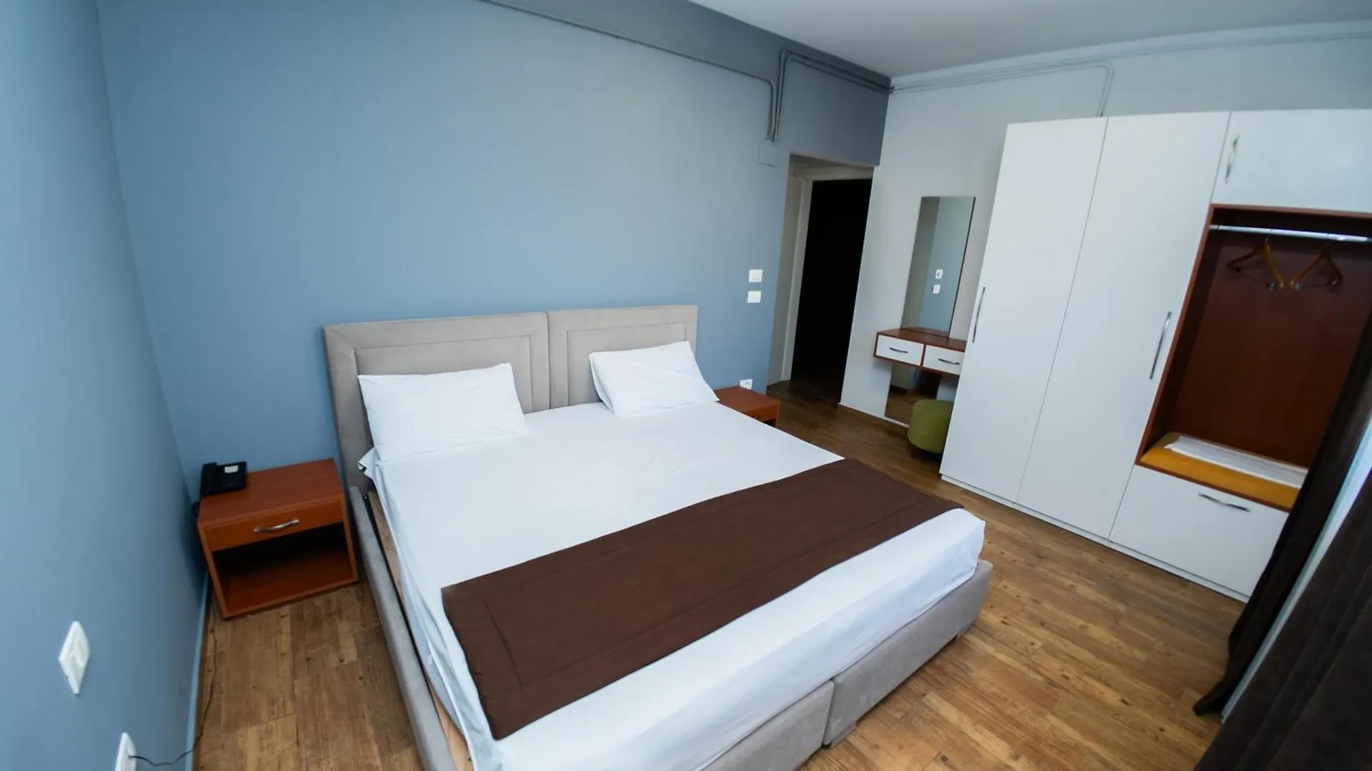 Olivar Hotel Tirana Selitë e Vogël
