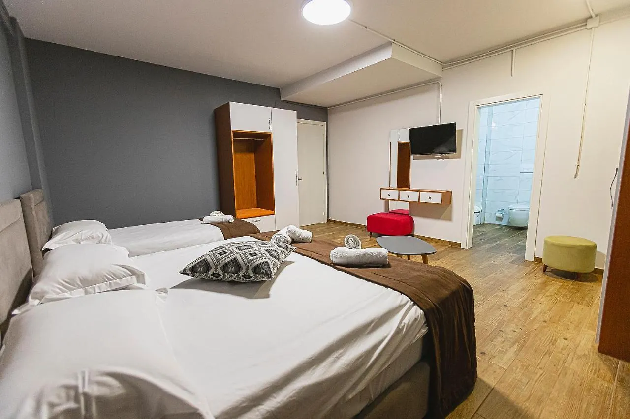 Olivar Hotel Tirana Selitë e Vogël