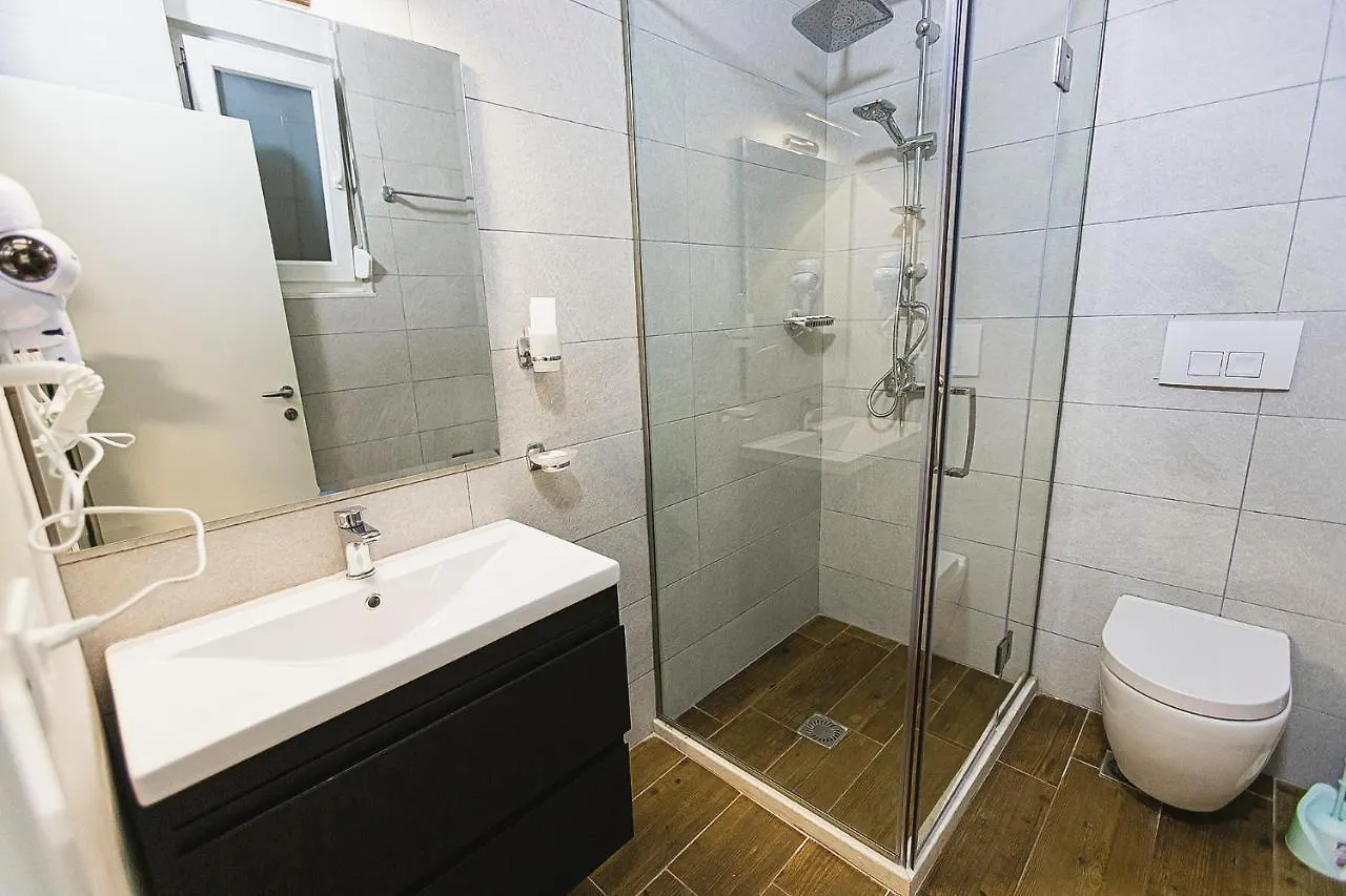 Olivar Hotel Tirana Selitë e Vogël