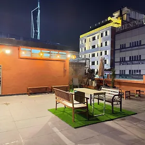 starq.kualalumpurs-hotels.com/